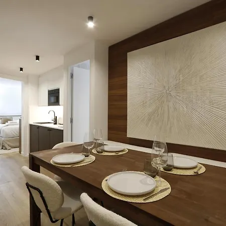 Chic Parisian Retreat 2-bedroom In The Vibrant 10th Arrond Appartamento